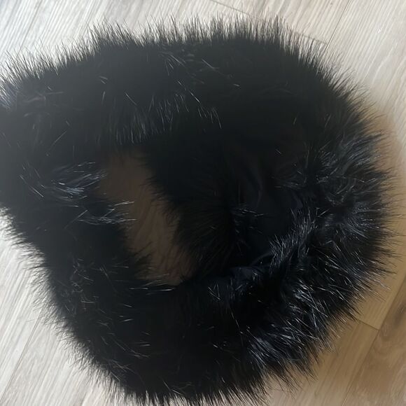 Solid Fuzzy Crop Tube Top - Picture 5 of 5